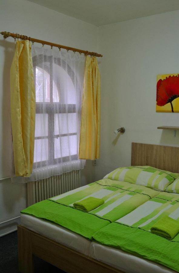Hotel Decin Na Skrivance Exterior photo