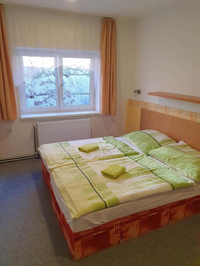 Hotel Decin Na Skrivance Exterior photo